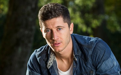 AOA电竞-于帕梅卡诺被过得太轻松